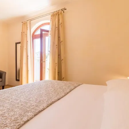 Ester Apartman Premantura
