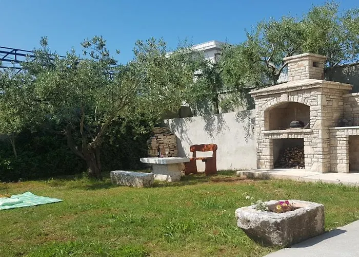 Ester Apartament Premantura