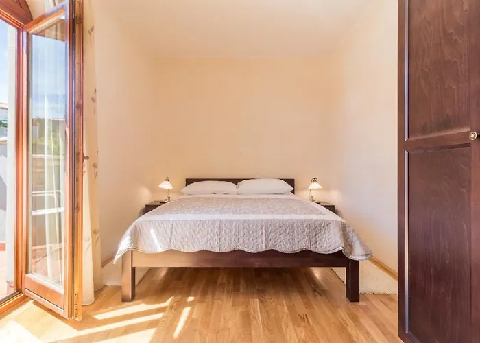 Ester Apartman Premantura