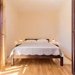 Ester Appartement Premantura