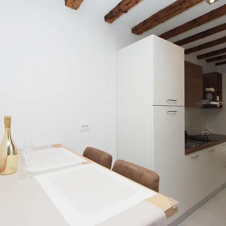 Apartment Ester Rovinj